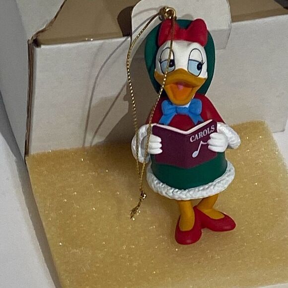 Disney Daisy Duck Christmas Caroling Holiday Collectible Hanging Ornament - Picture 3 of 8
